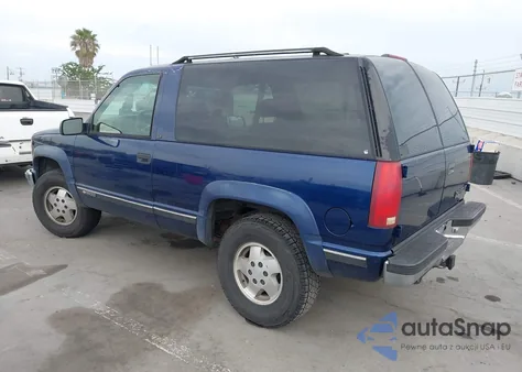 1995 Chevrolet Tahoe K1500 z USA, uszkodzony, nr VIN 3GNEK18K5SG119079
